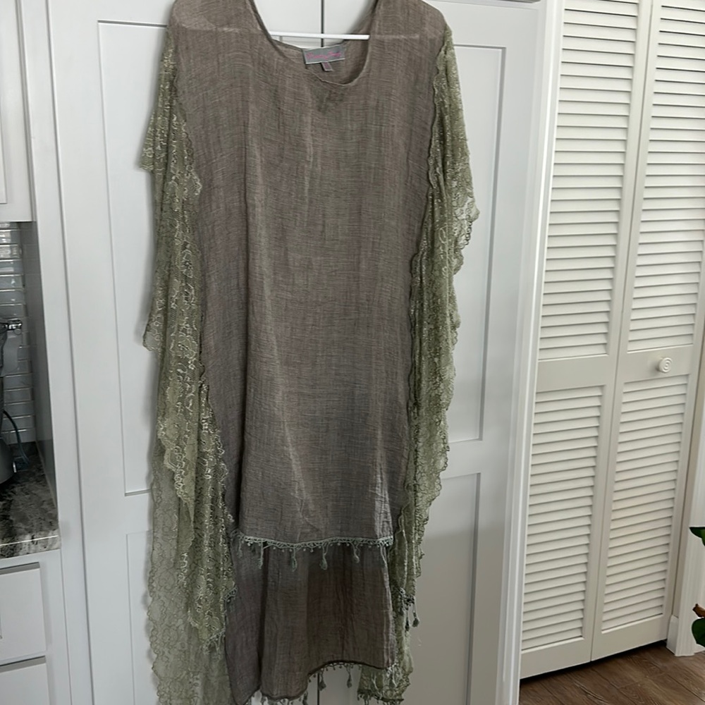 Pretty Angel duster one size